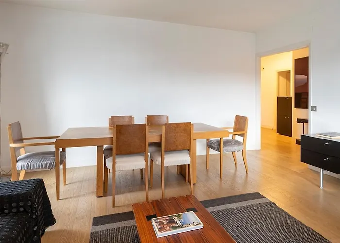 Elegant 100m2 아파트 *
